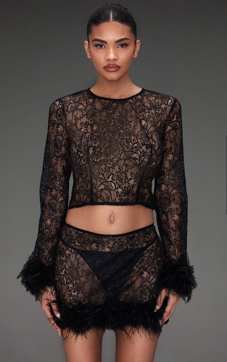 Haut Transparent À Paillettes Avec Dentelle Et Bordure De Plumes
