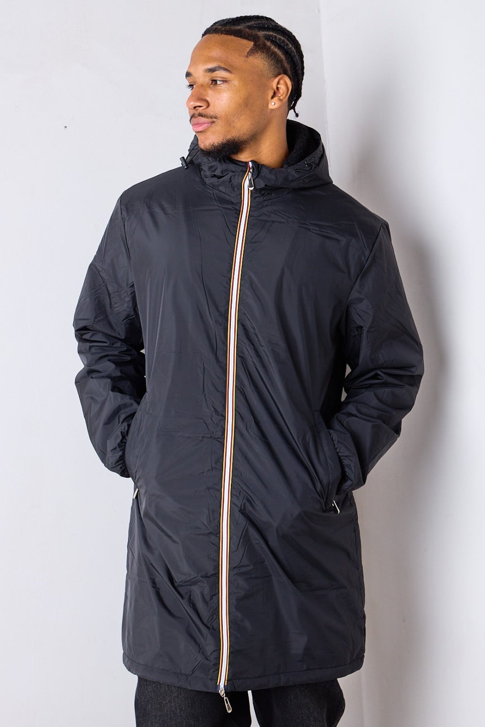 Black fleece jacket with multicoloured stripes