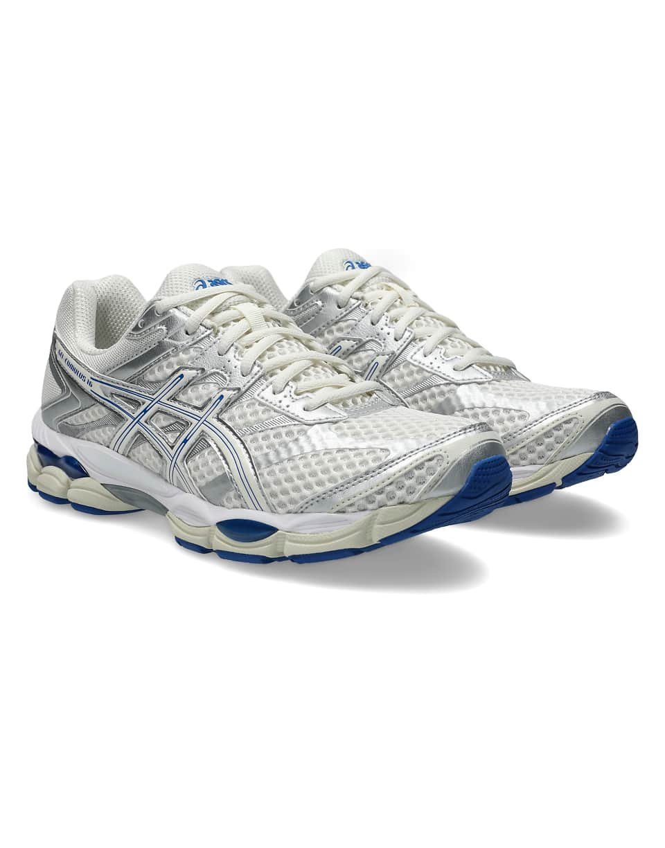 Gel-Cumulus 16 trainers in cream and silver