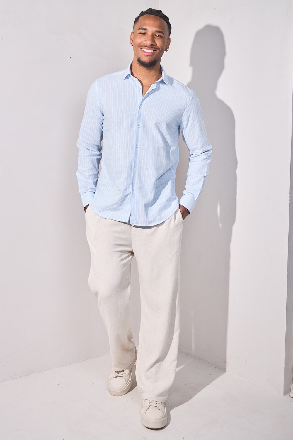 Chemise mkhatta b kmam twal zer9a