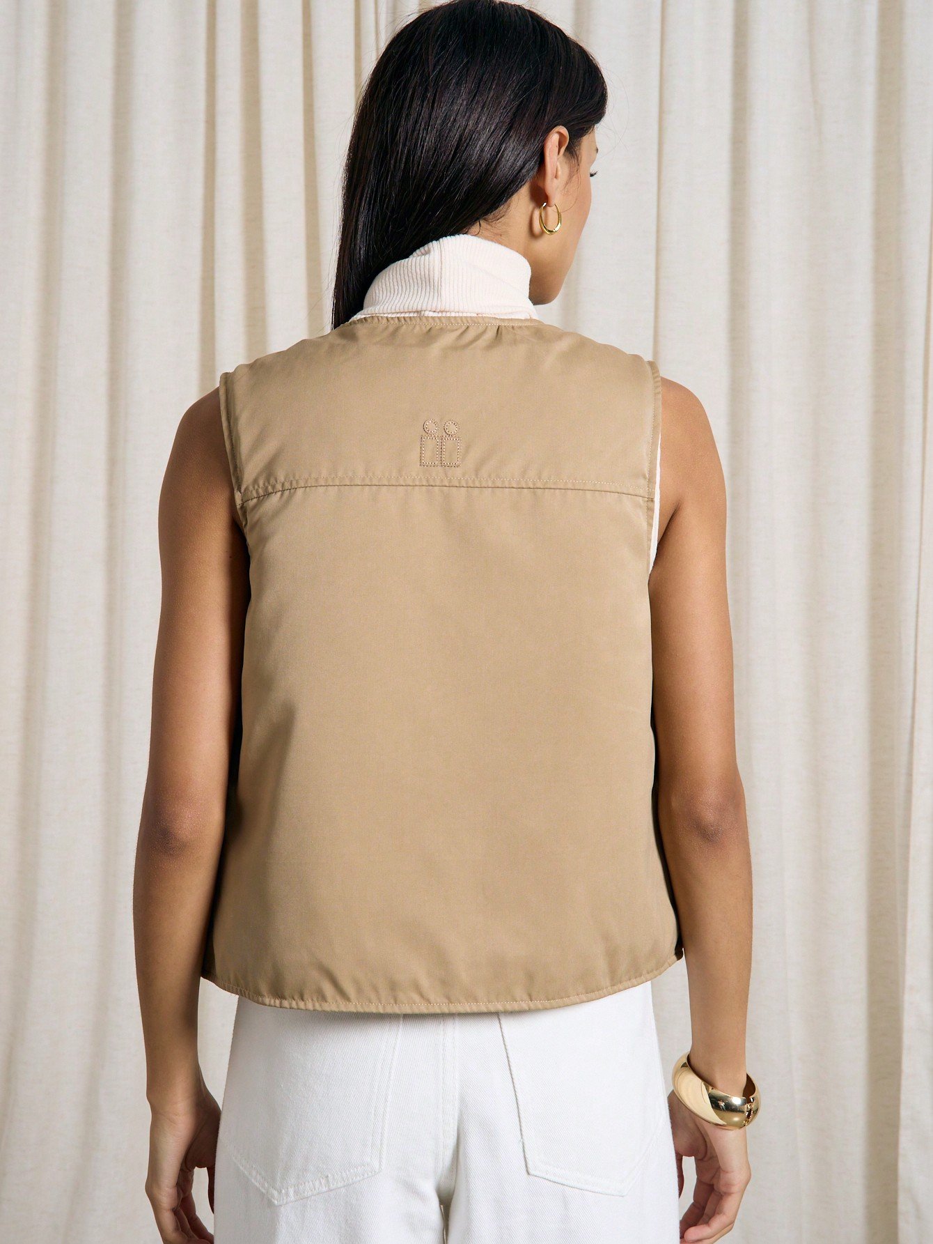 Lightweight quilted zip gilet