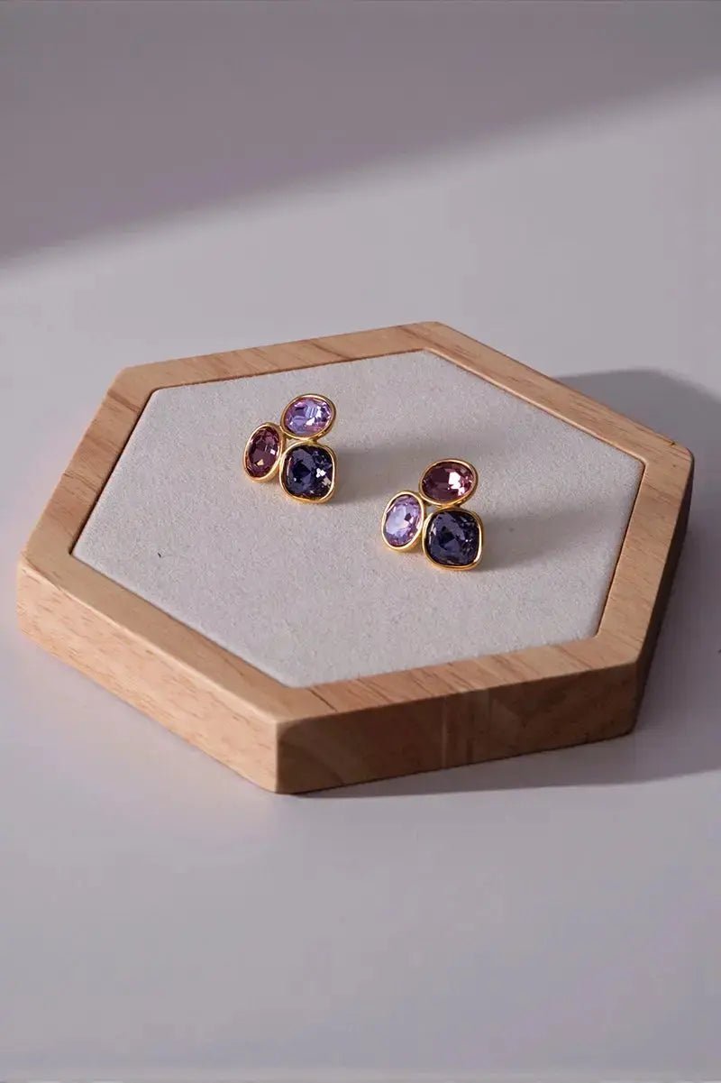 Mauve trefoil stud earrings
