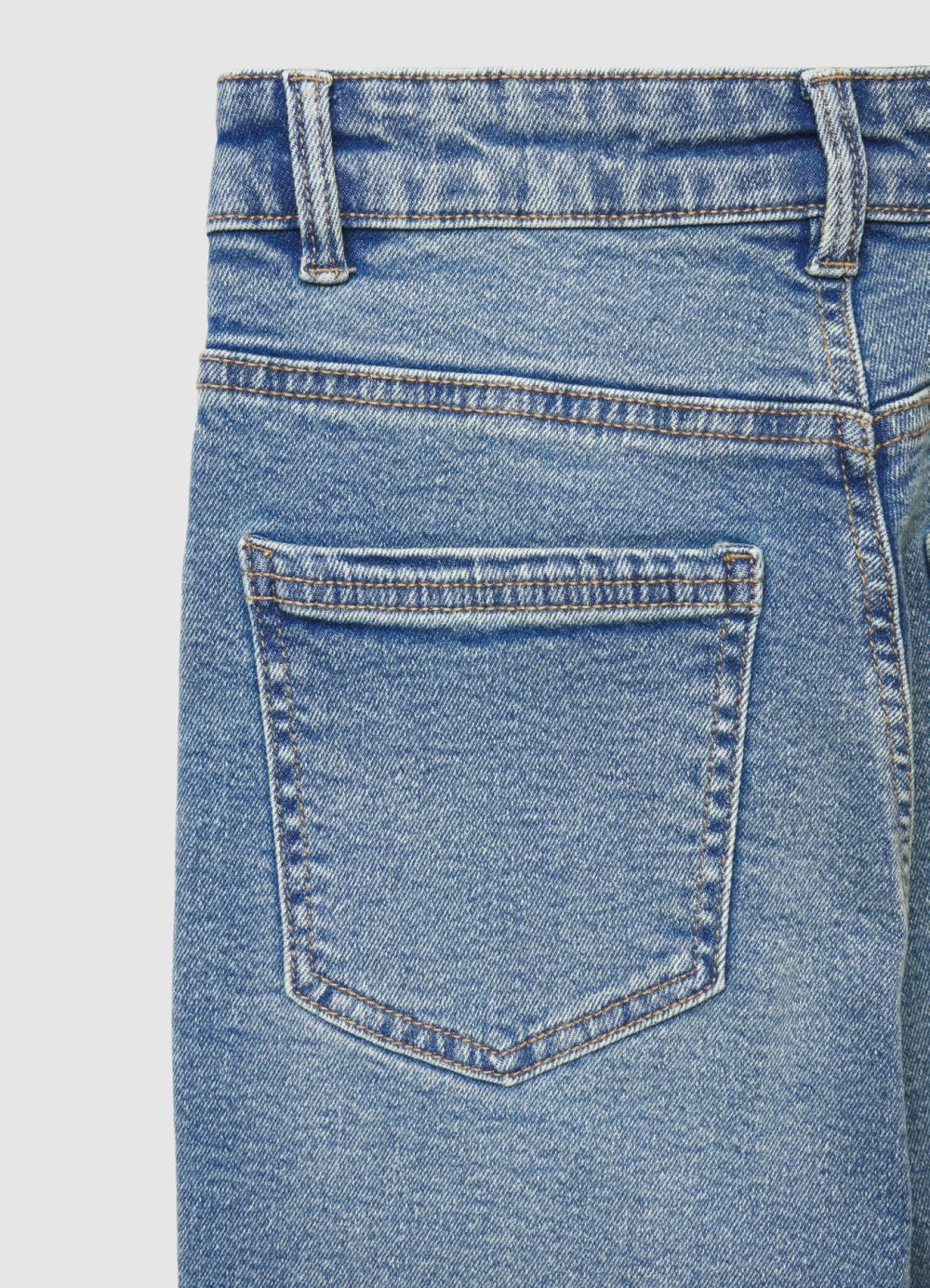 Five-pocket mid-rise skinny jeans