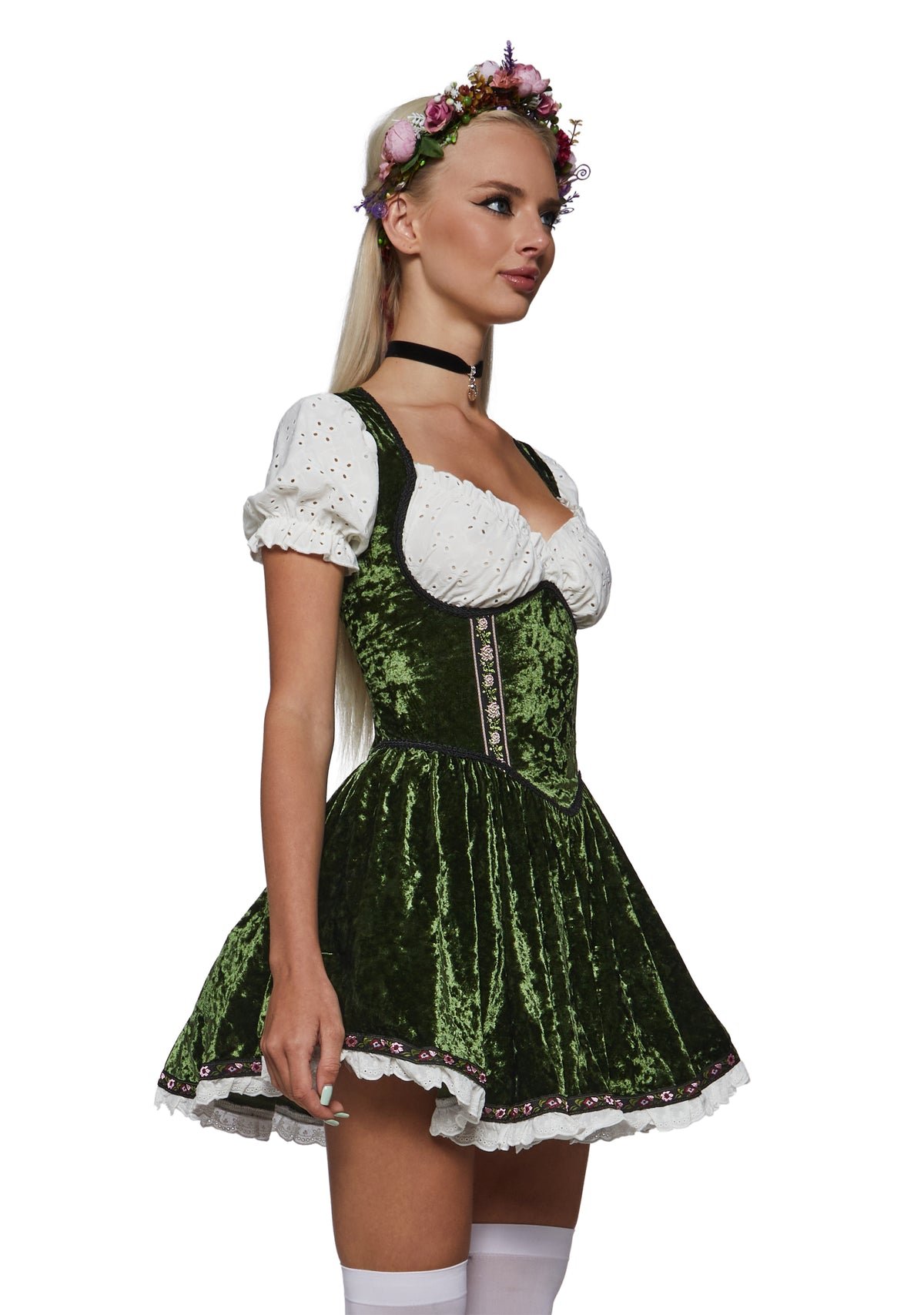 Bavarian maiden velvet costume