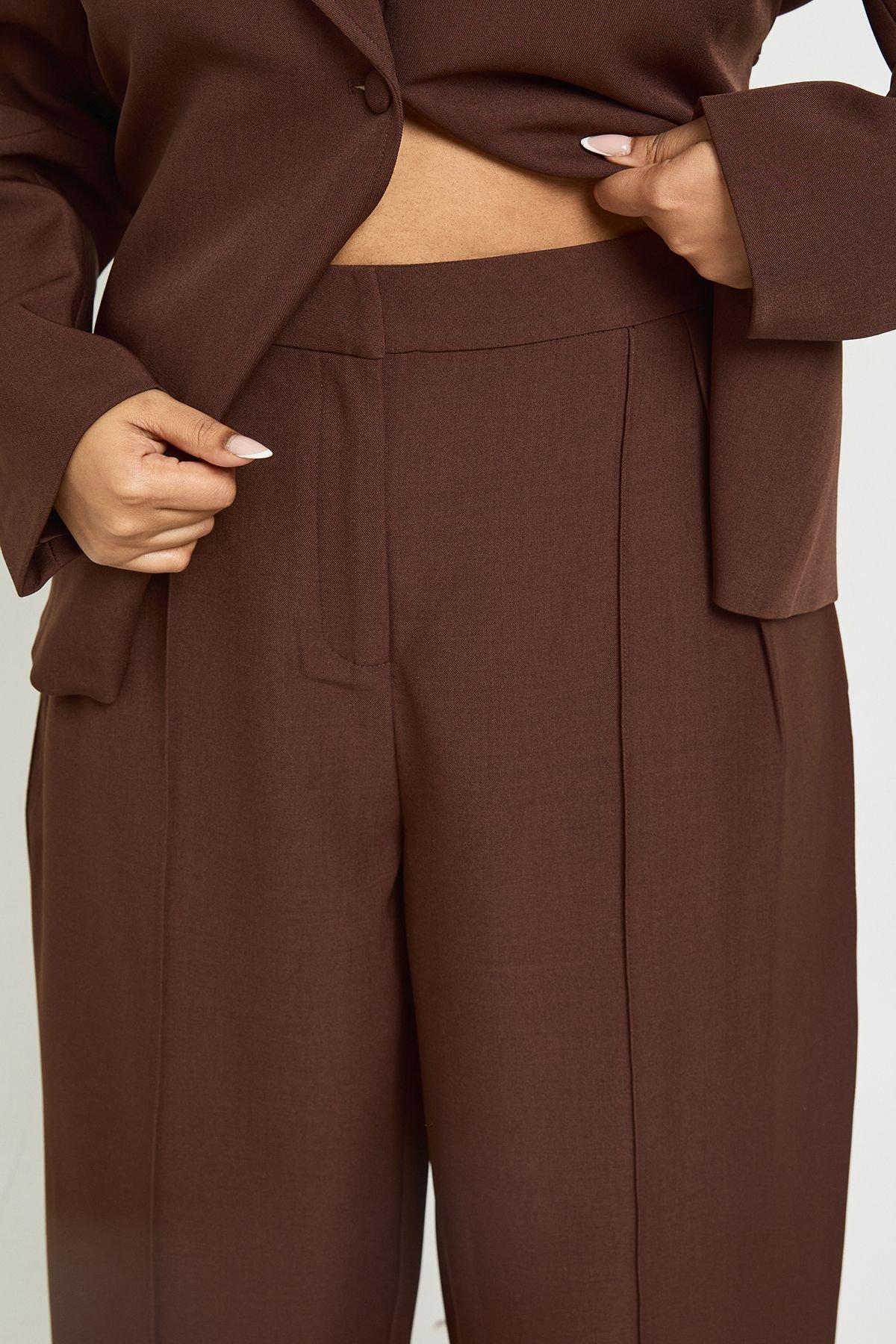Pantalon tailleur à jambes évasées - Grande taille