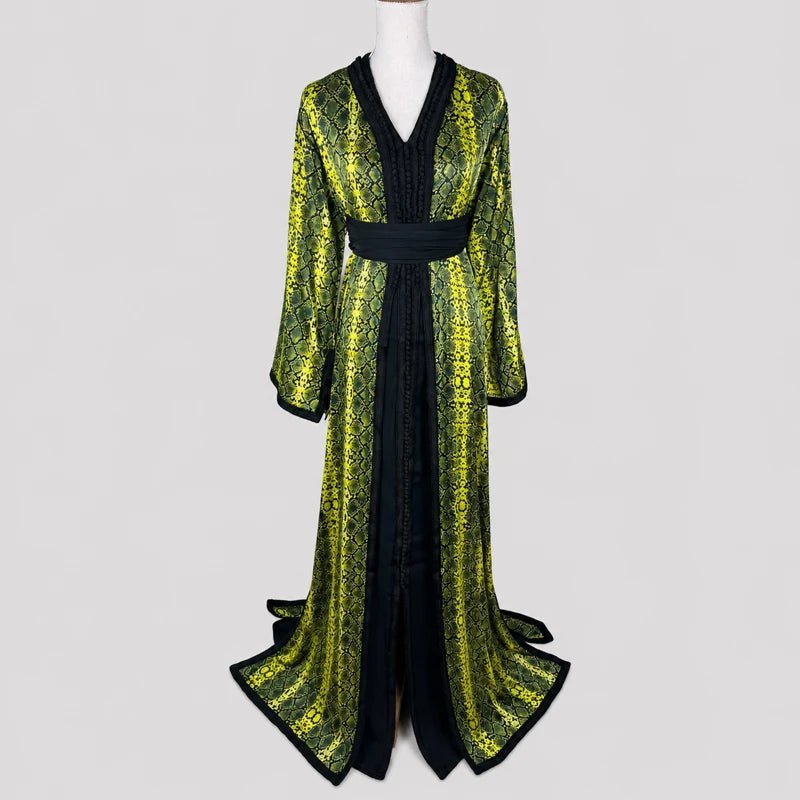 Takchita en crêpe noir à motifs olive et jaune