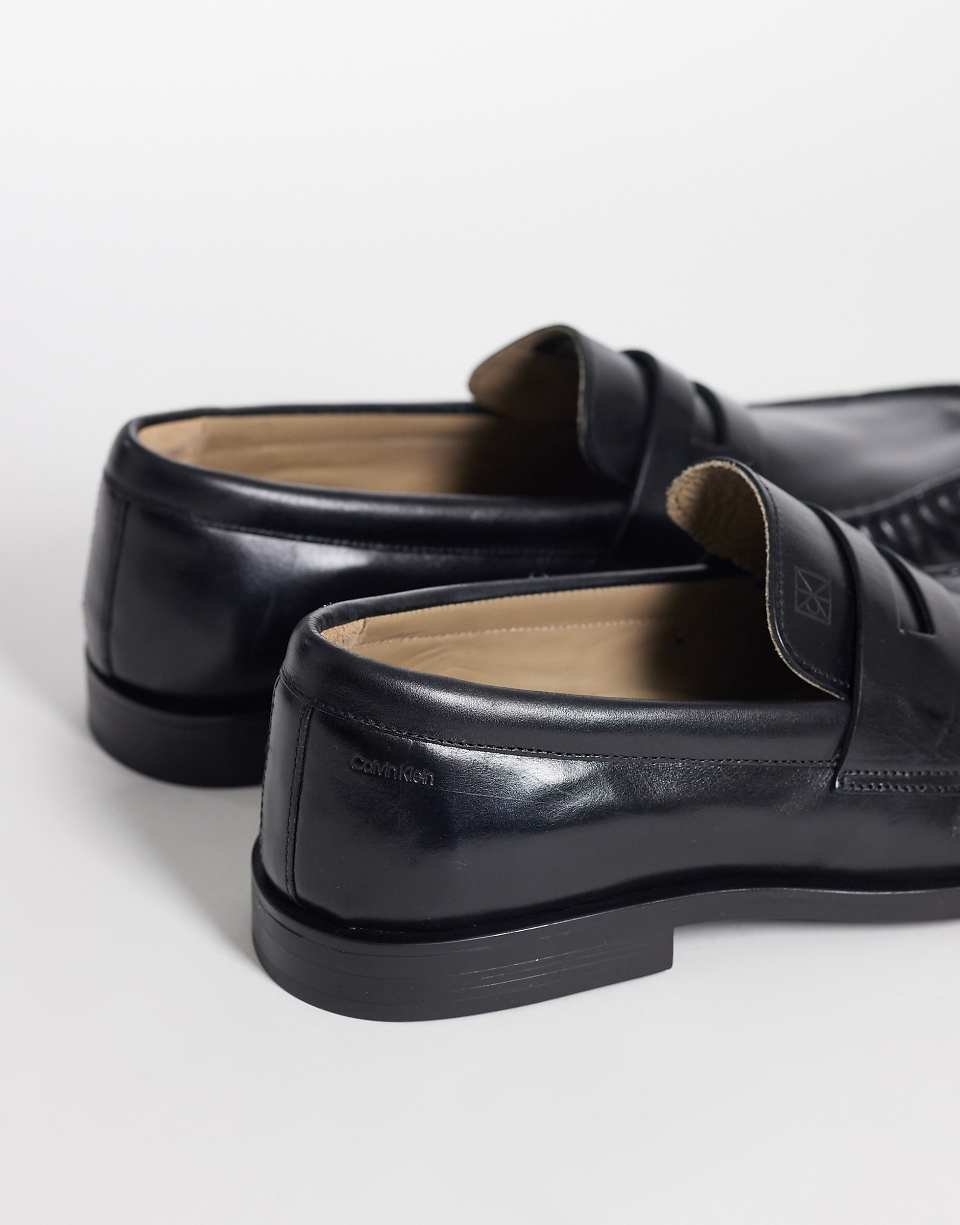 Claquettes en cuir véritable - Noir