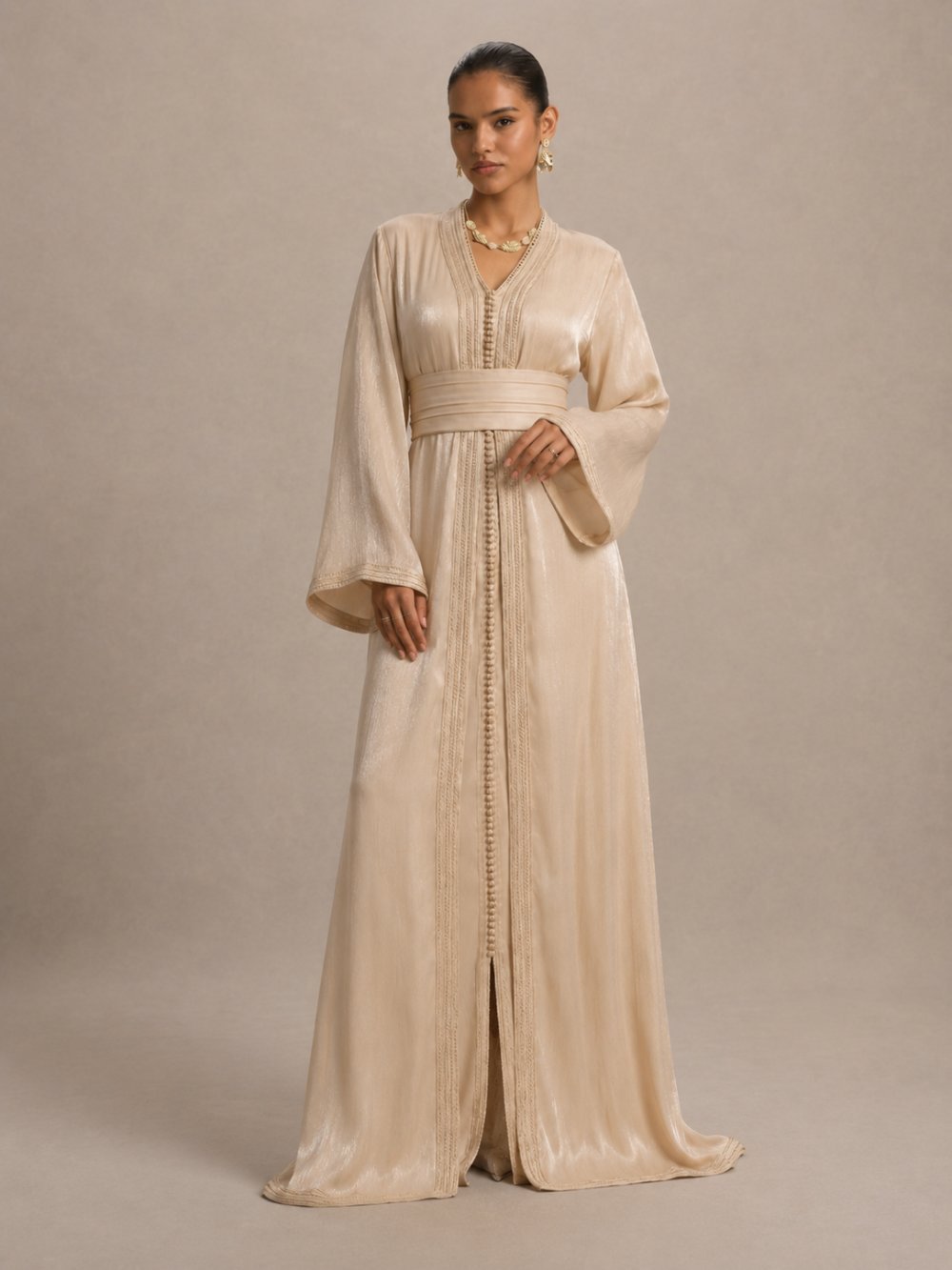 Takchita de mariée en crêpe et organza ivoire