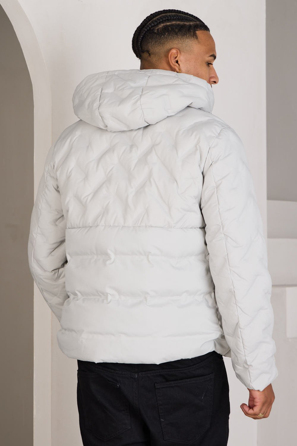 Grey chevron-quilted hooded puffer jacket