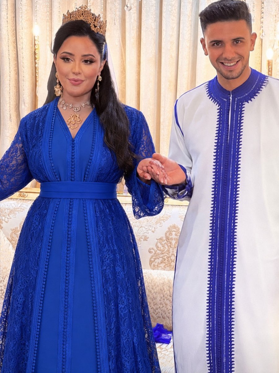 Takchita en dentelle et crêpe bleu roi