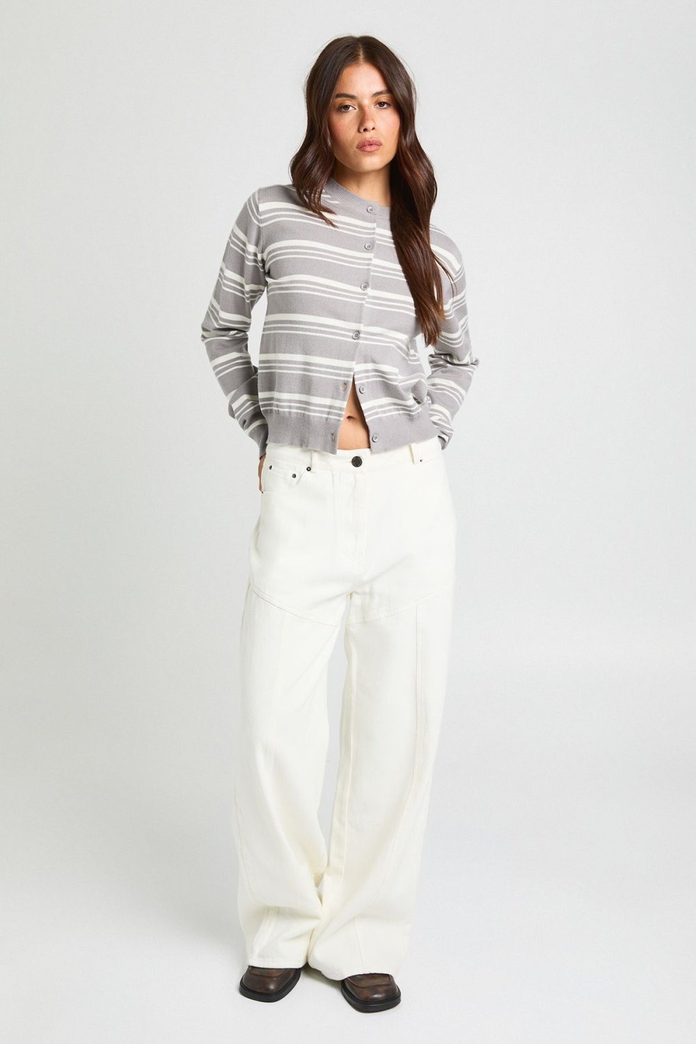 Cardigan mkhatet rteb, gris