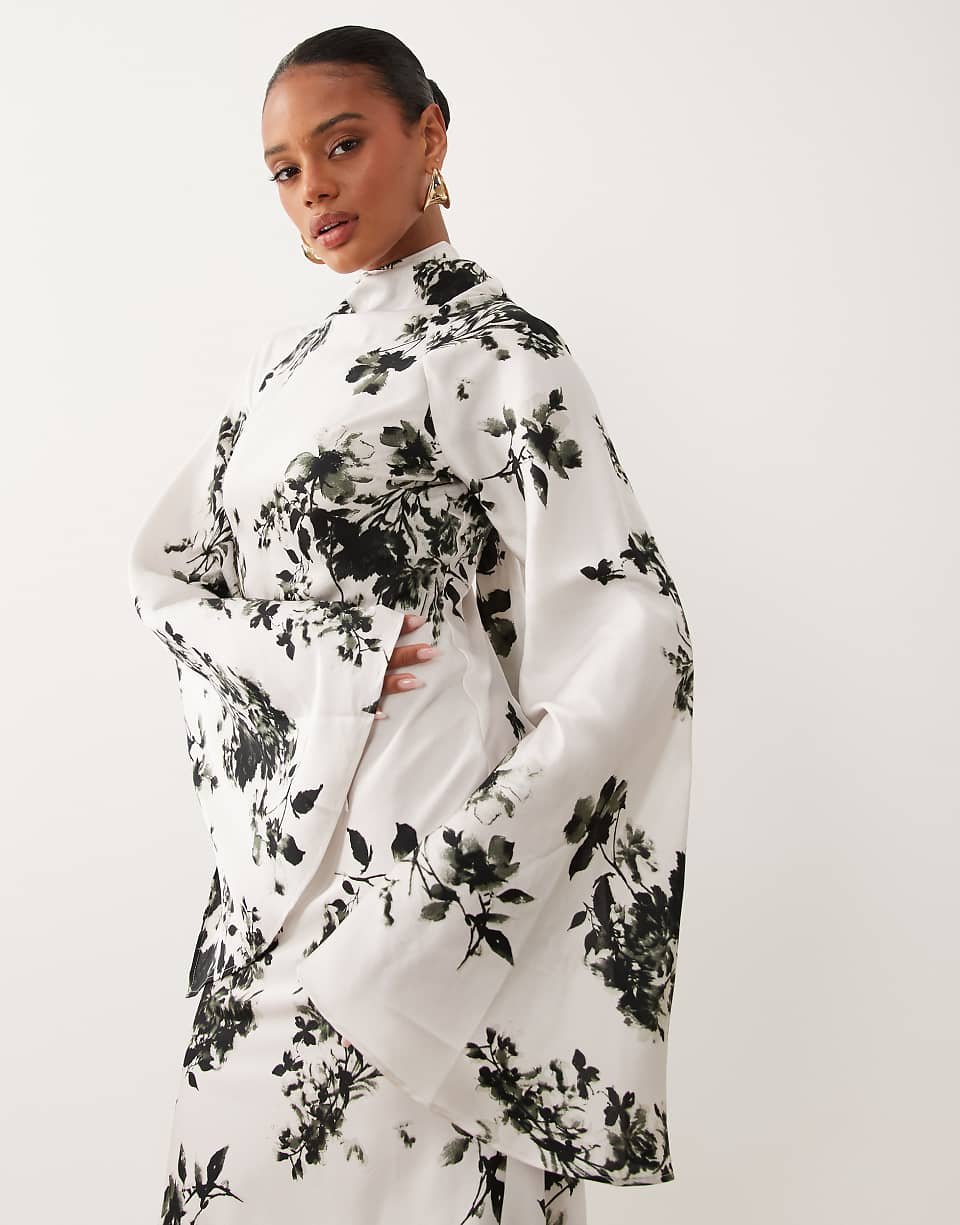 Robe twila satin b fleurs, kmam fendues w détail foulard - K7al w byed