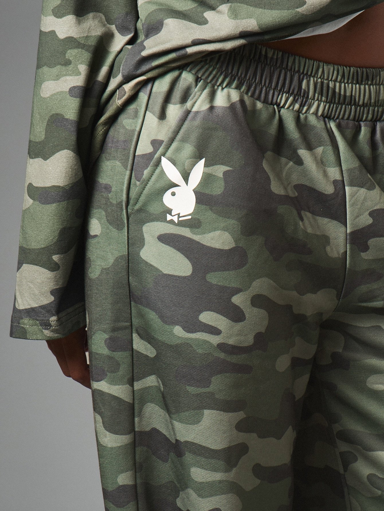Serwal wasi3 camouflage b logo
