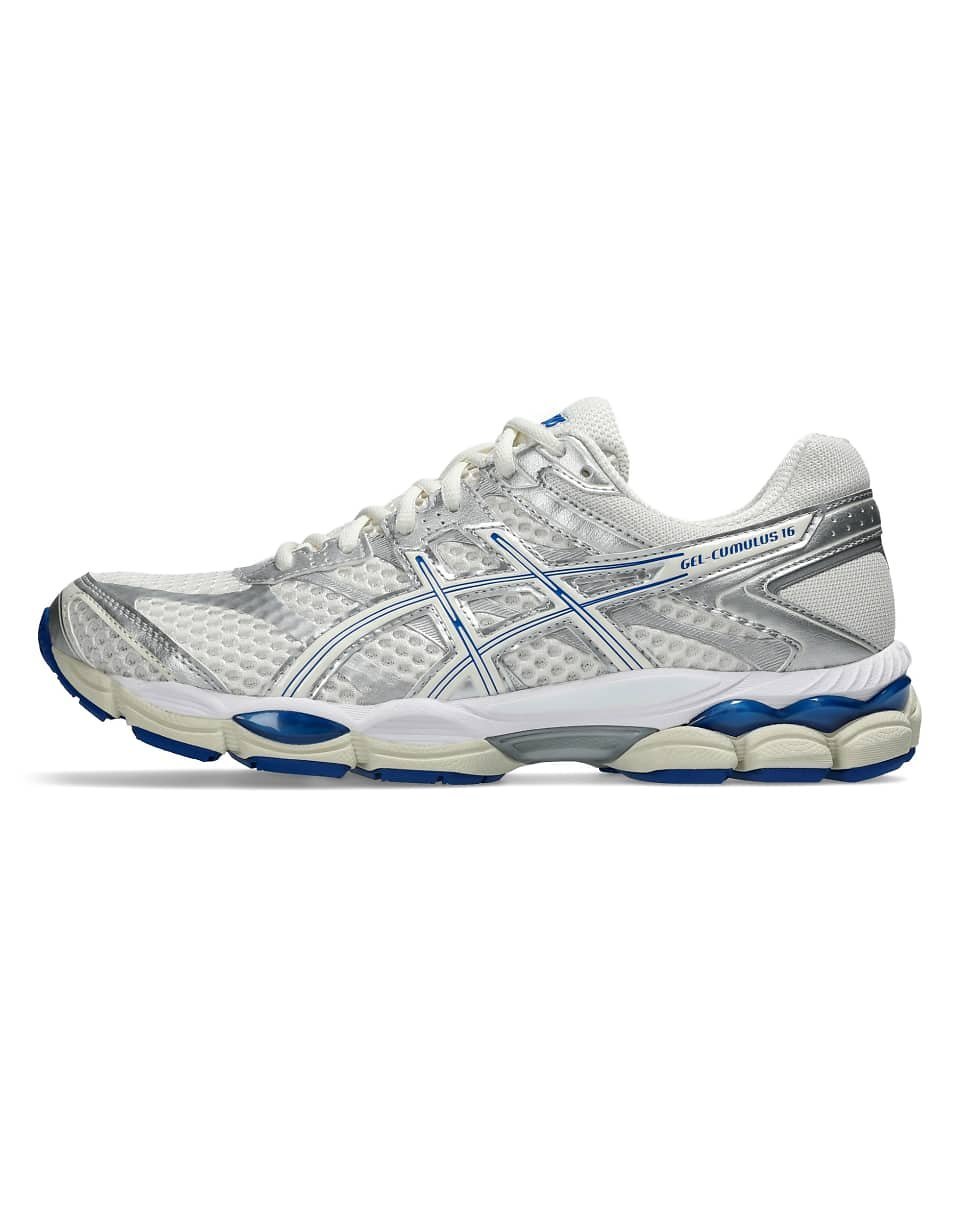 Gel-Cumulus 16 trainers in cream and silver