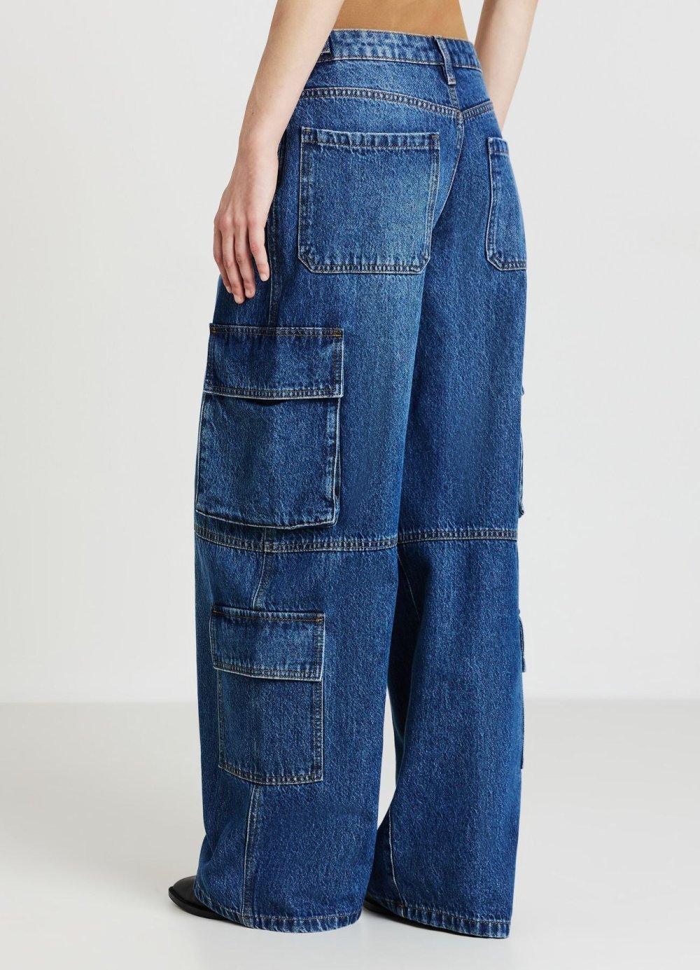 Mid blue cargo jeans