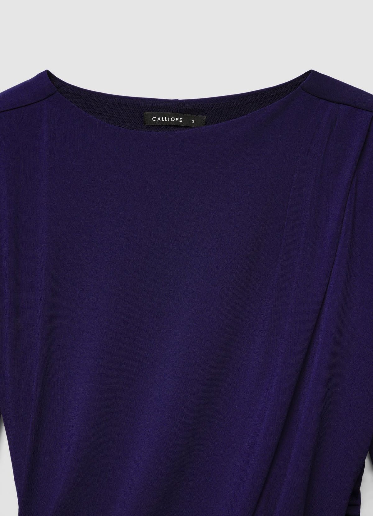 Robe courte drapée unie