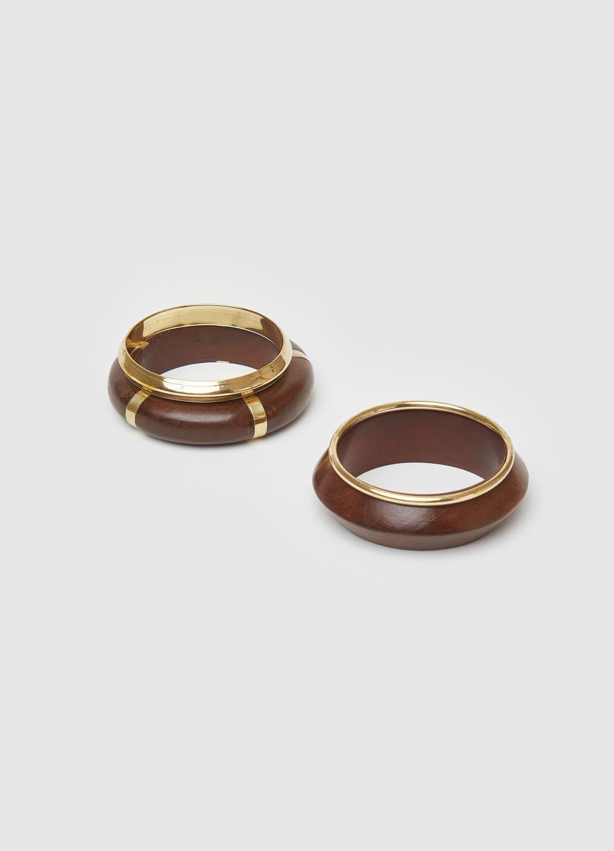 Set of 4 two-tone bangles