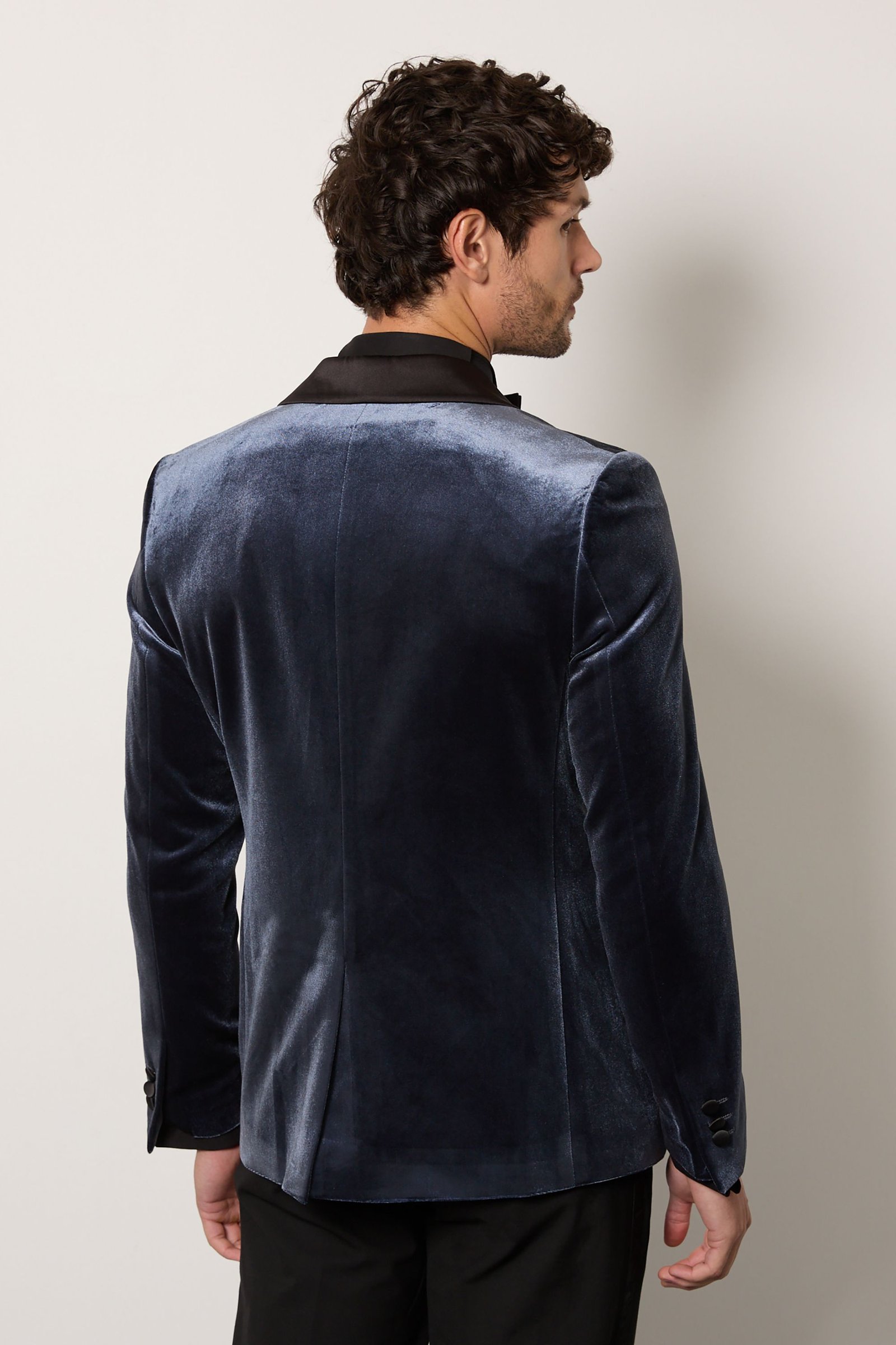 Veste de smoking cintrée en velours gris foncé