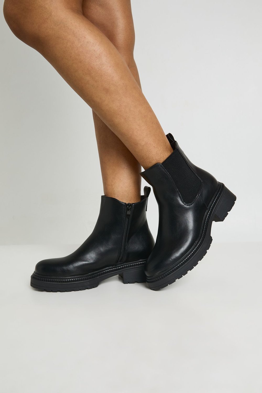 Bottines Chelsea en similicuir - Pied large