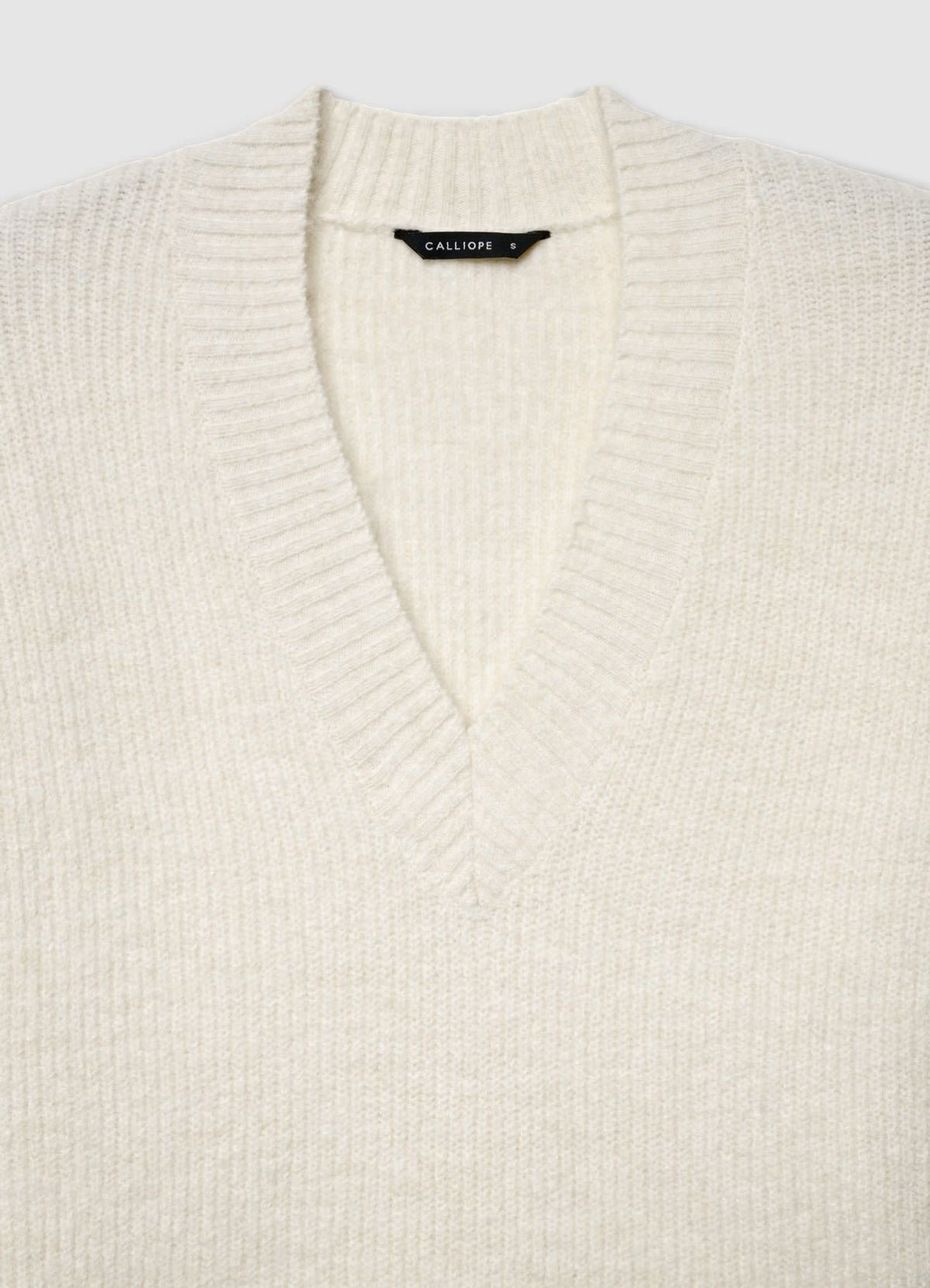 Pull doux col V à ourlet en dentelle