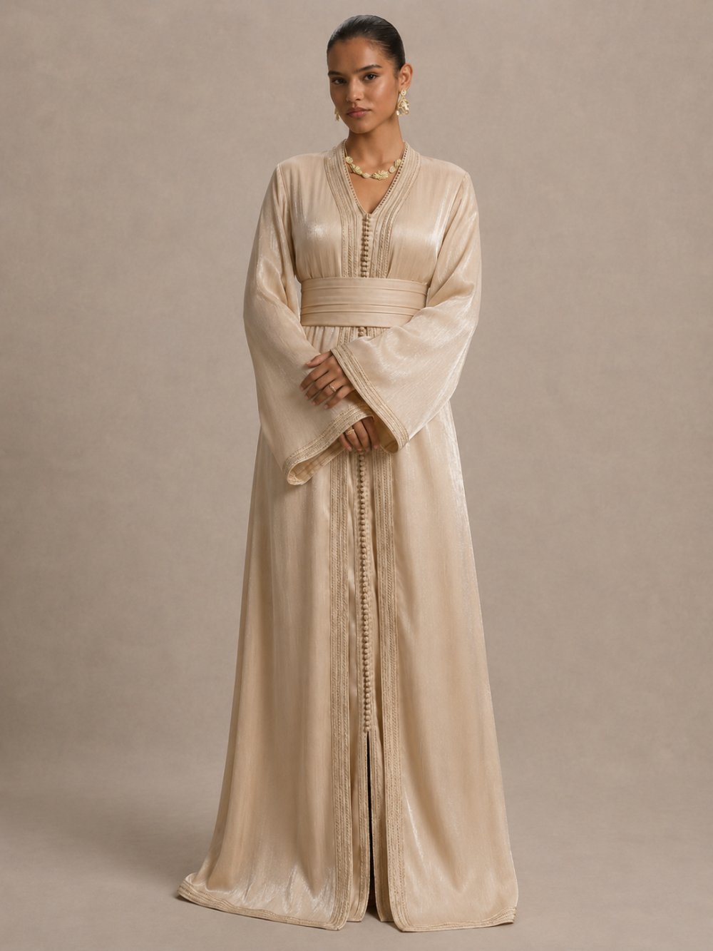 Takchita de mariée en crêpe et organza ivoire