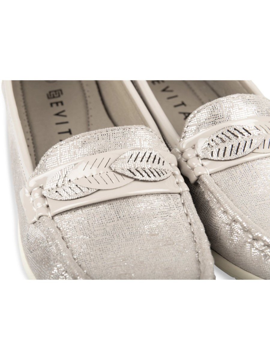Mocassins compensés métallisés gris