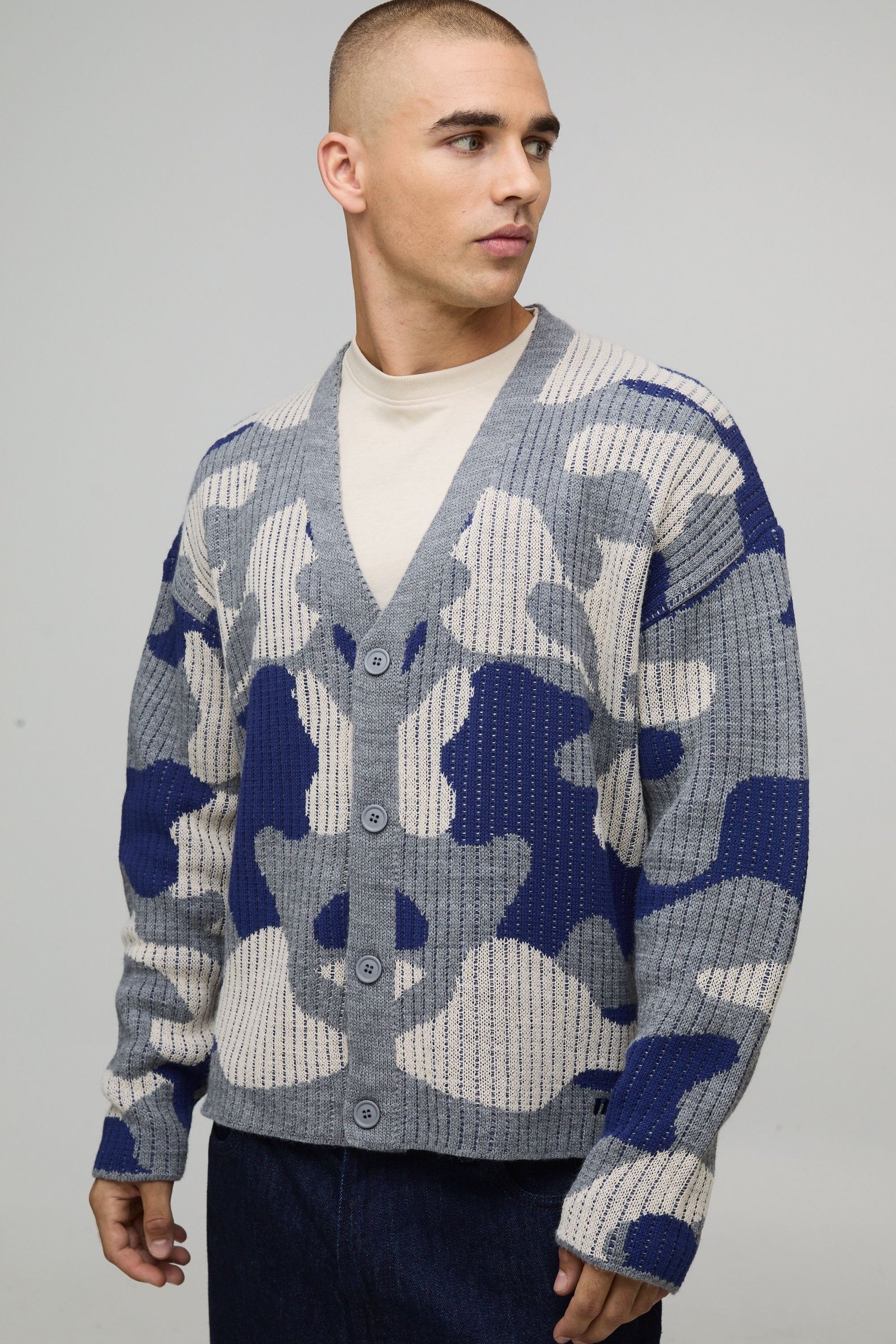 Cardigan tricoté camouflage côtelé, surdimensionné et à coupe carrée