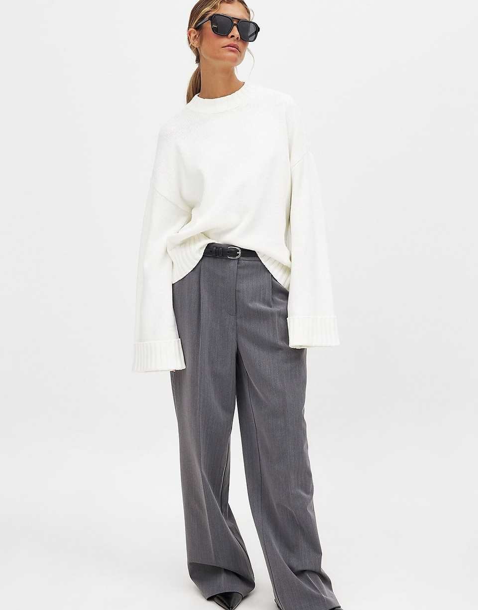Pull tricot b kmam mtwiyin, écru