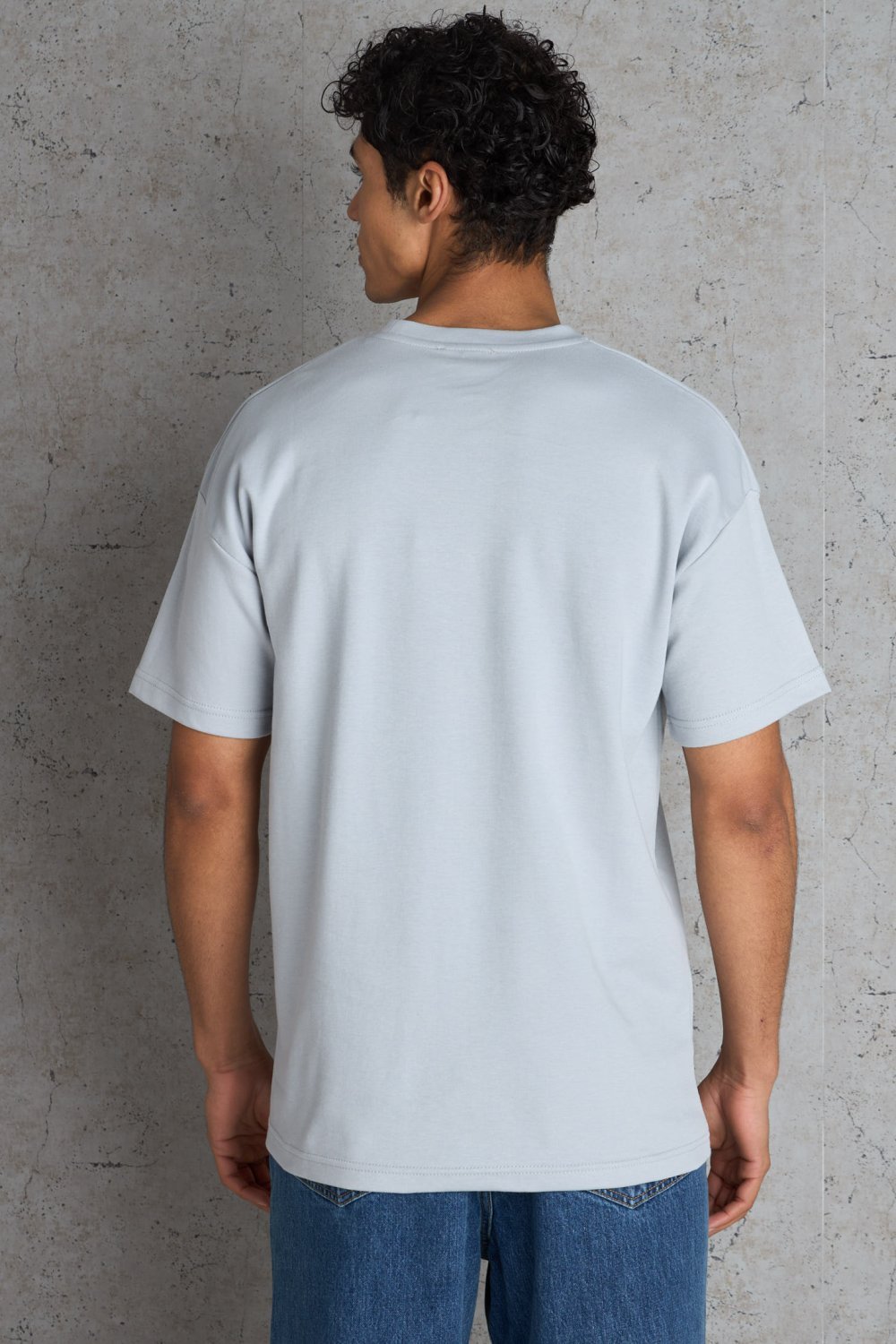 Grey basic crew-neck T-shirt