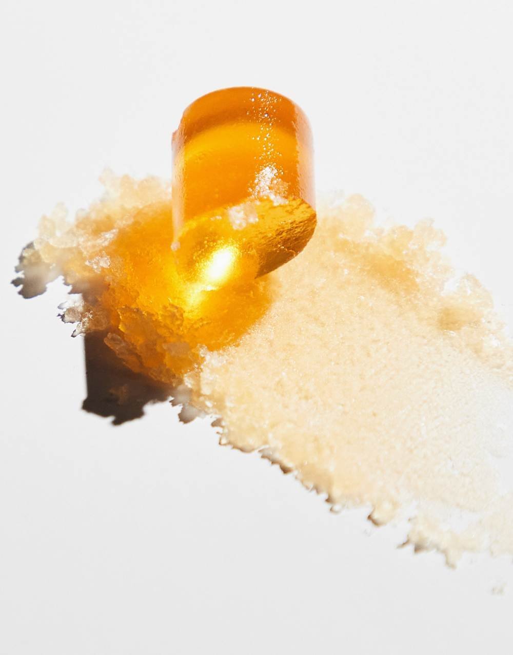 بلسم شفاه واقٍ من الشمس SPF 50