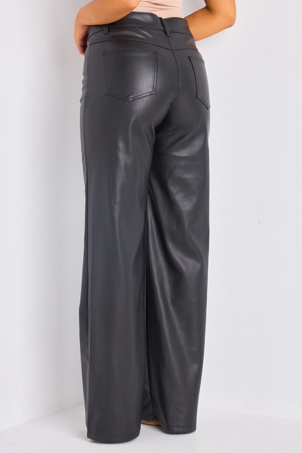 Jean flare b simili cuir k7el