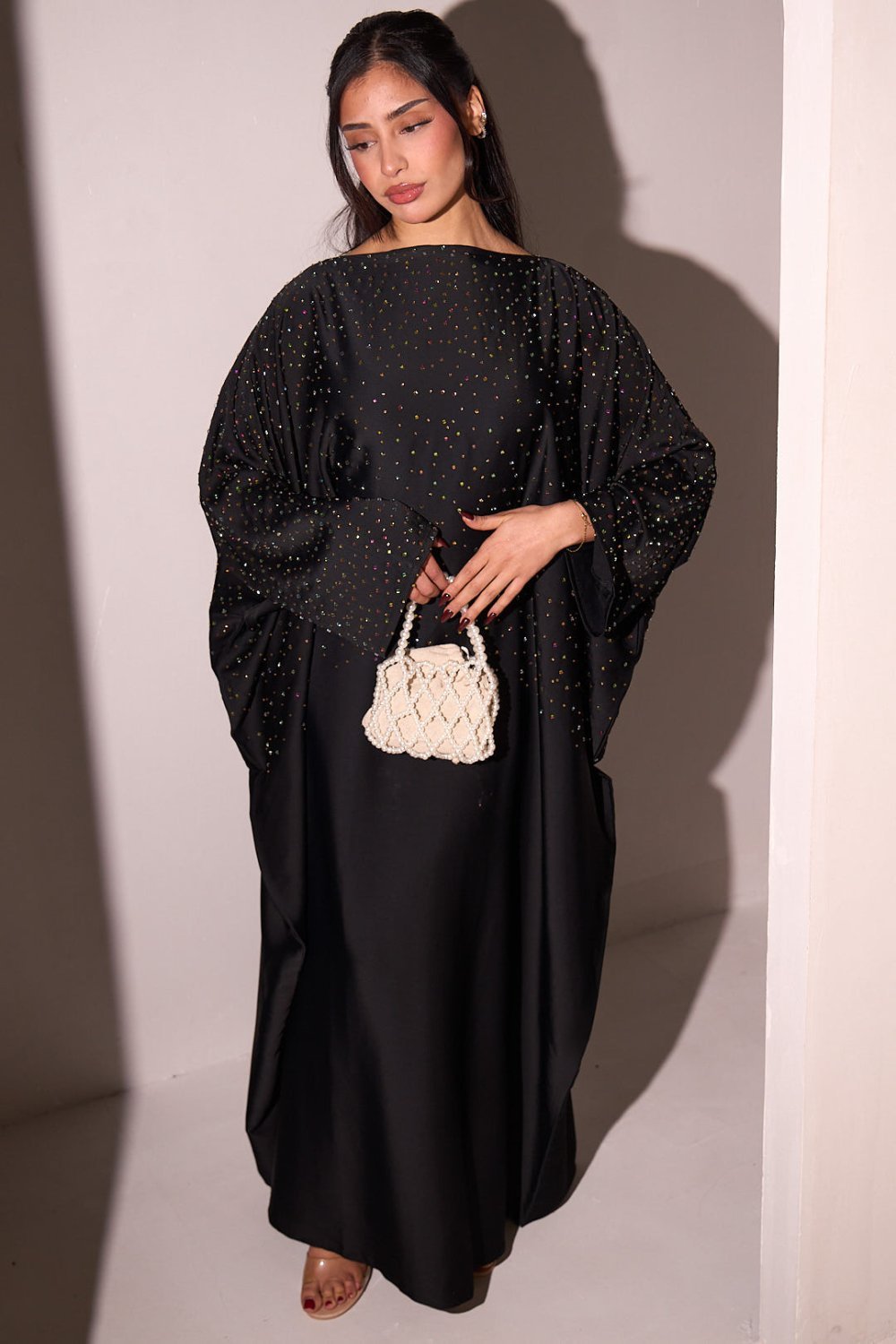 Abaya satinée b strass mlwnin w voile k7la