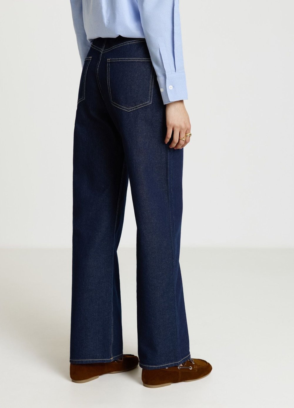 Dark blue mid-rise wide leg jeans