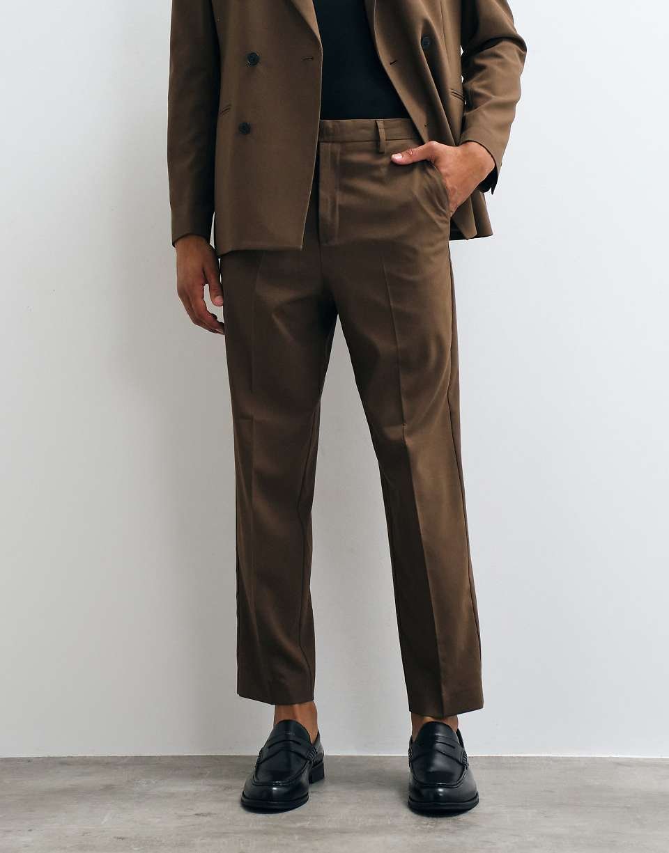 Pantalon de costume coupe fuselée décontractée marron