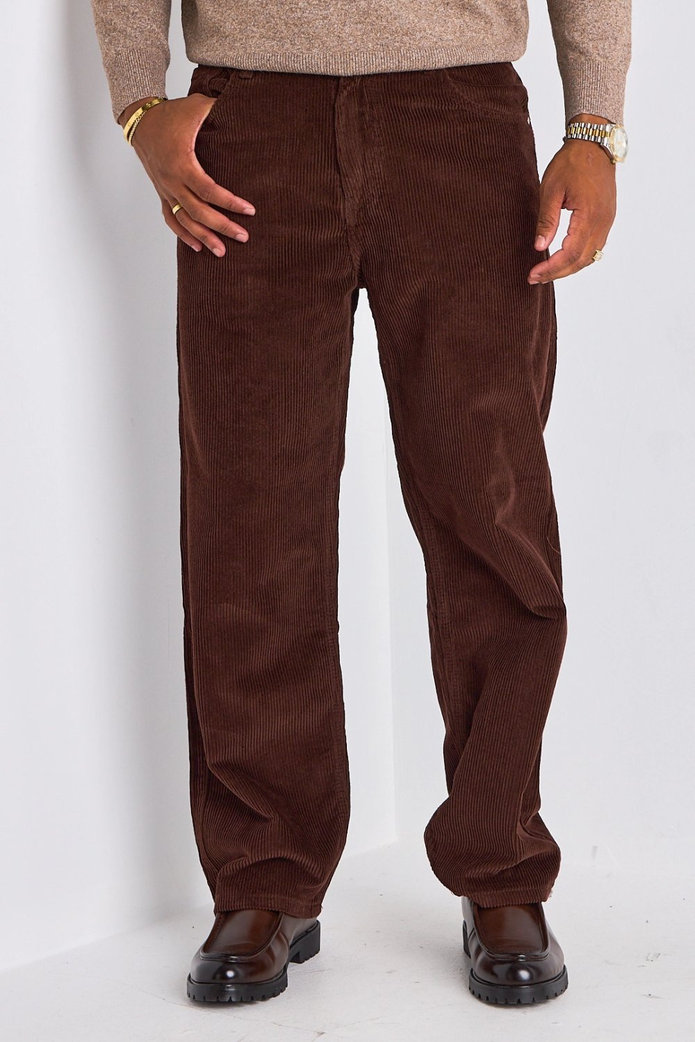 Pantalon droit en velours marron