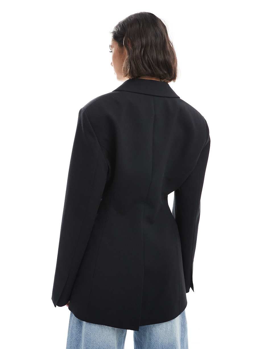 Blazer ajusté w msayg f taille, lon k7al