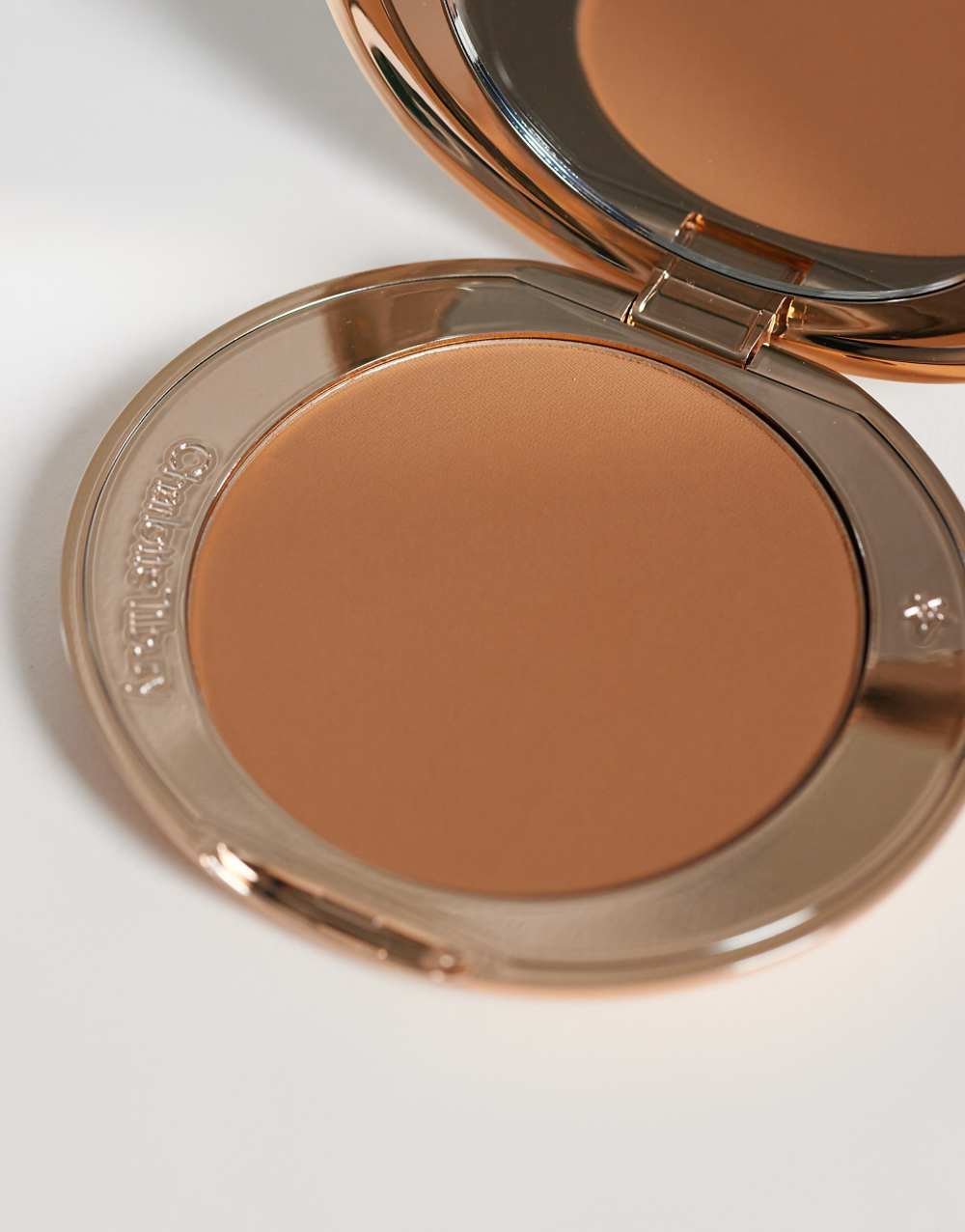 Refillable setting powder Airbrush Flawless - 4 Deep