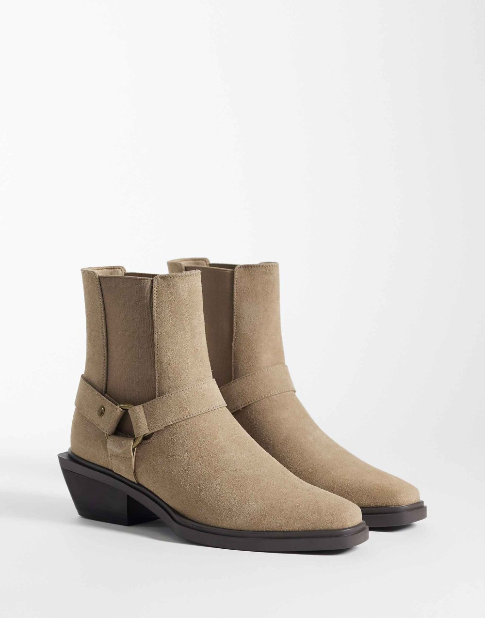 Cuban heel Chelsea boots with buckle in taupe