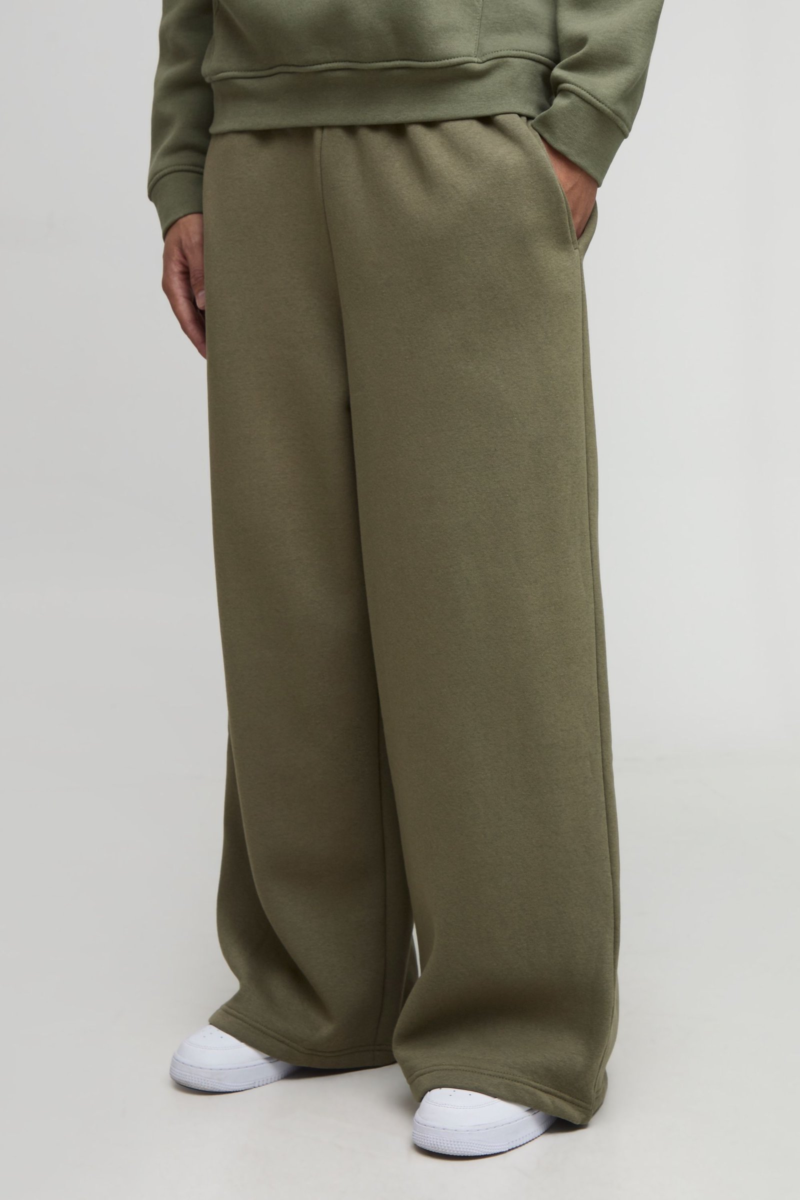 Basic Extreme Wide Leg Jogger