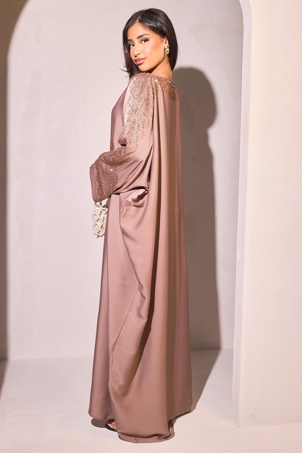 Abaya f satin fluide b 9et3a dorée taupe