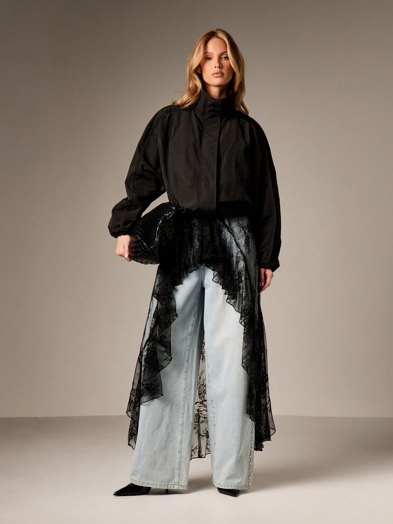 Robe midi oversize dentelle w tulle b volant