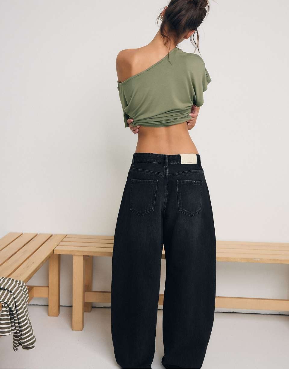Petite D80 barrel-fit jeans - Black wash