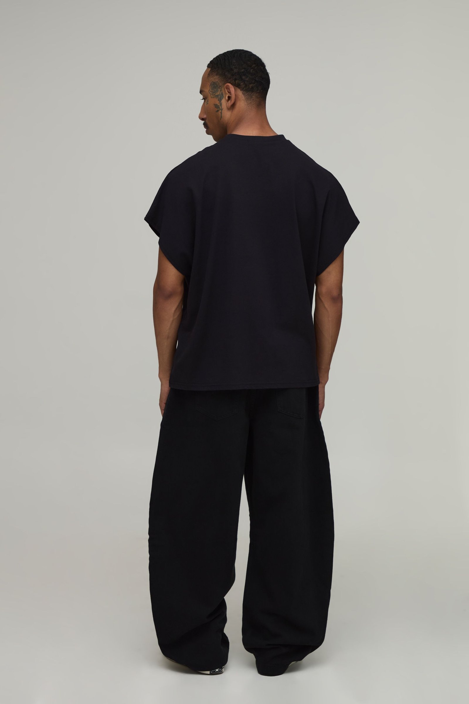 Twill balloon trousers with double pleat