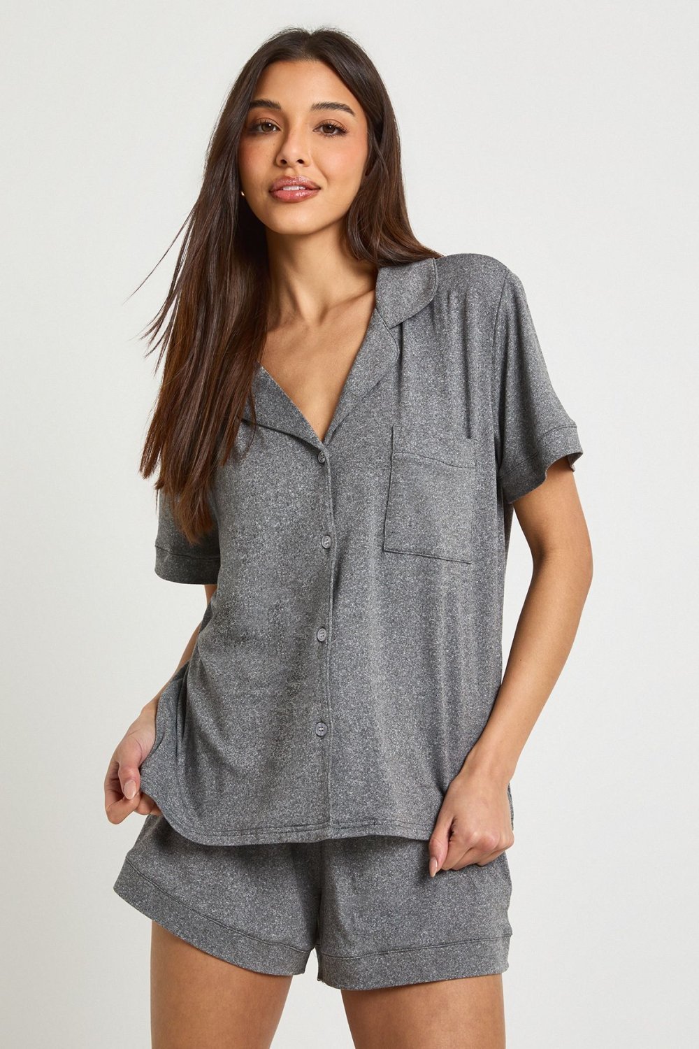 Super-soft shirt and shorts pyjama set
