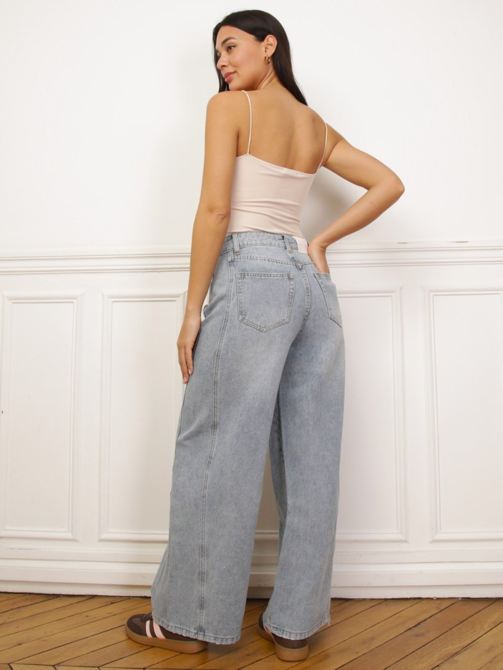 Light blue high-waisted barrel jeans