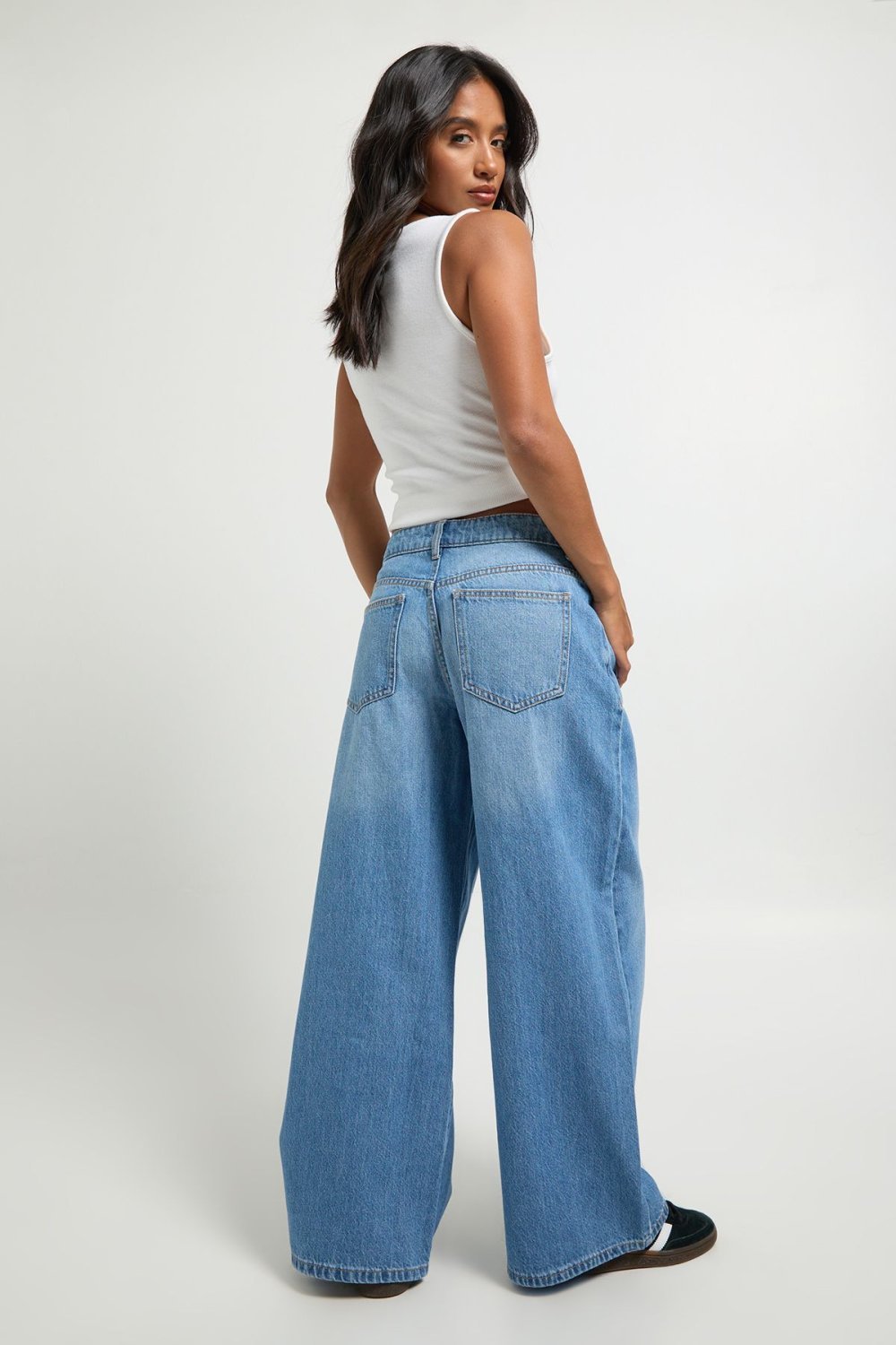 Mid blue mid-rise boyfriend jeans - Petite