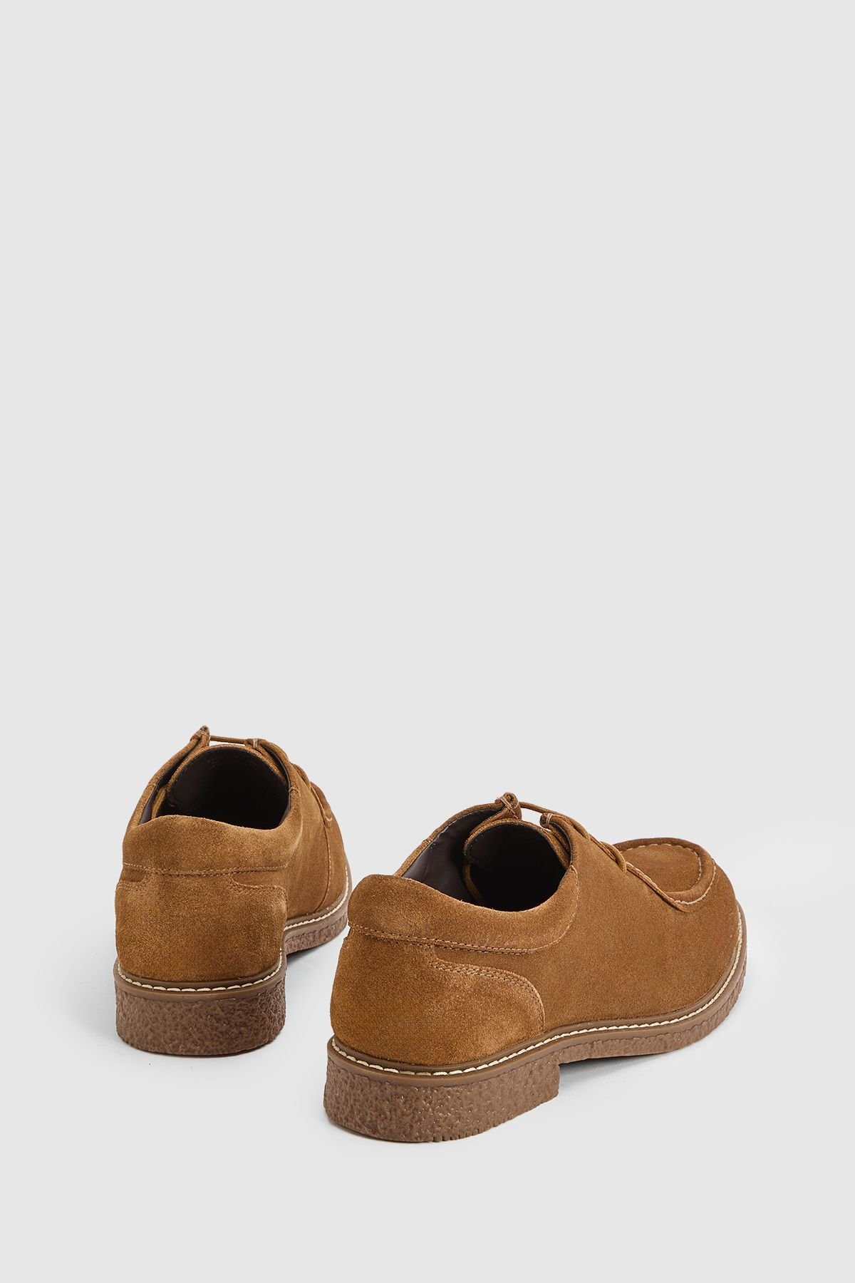 Chaussures mocassins en daim beige