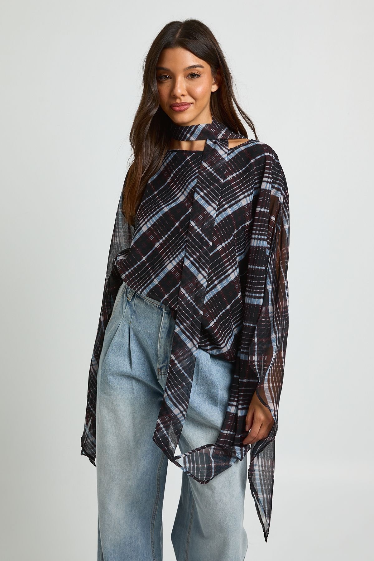 Blouse cape foulard à carreaux en mousseline
