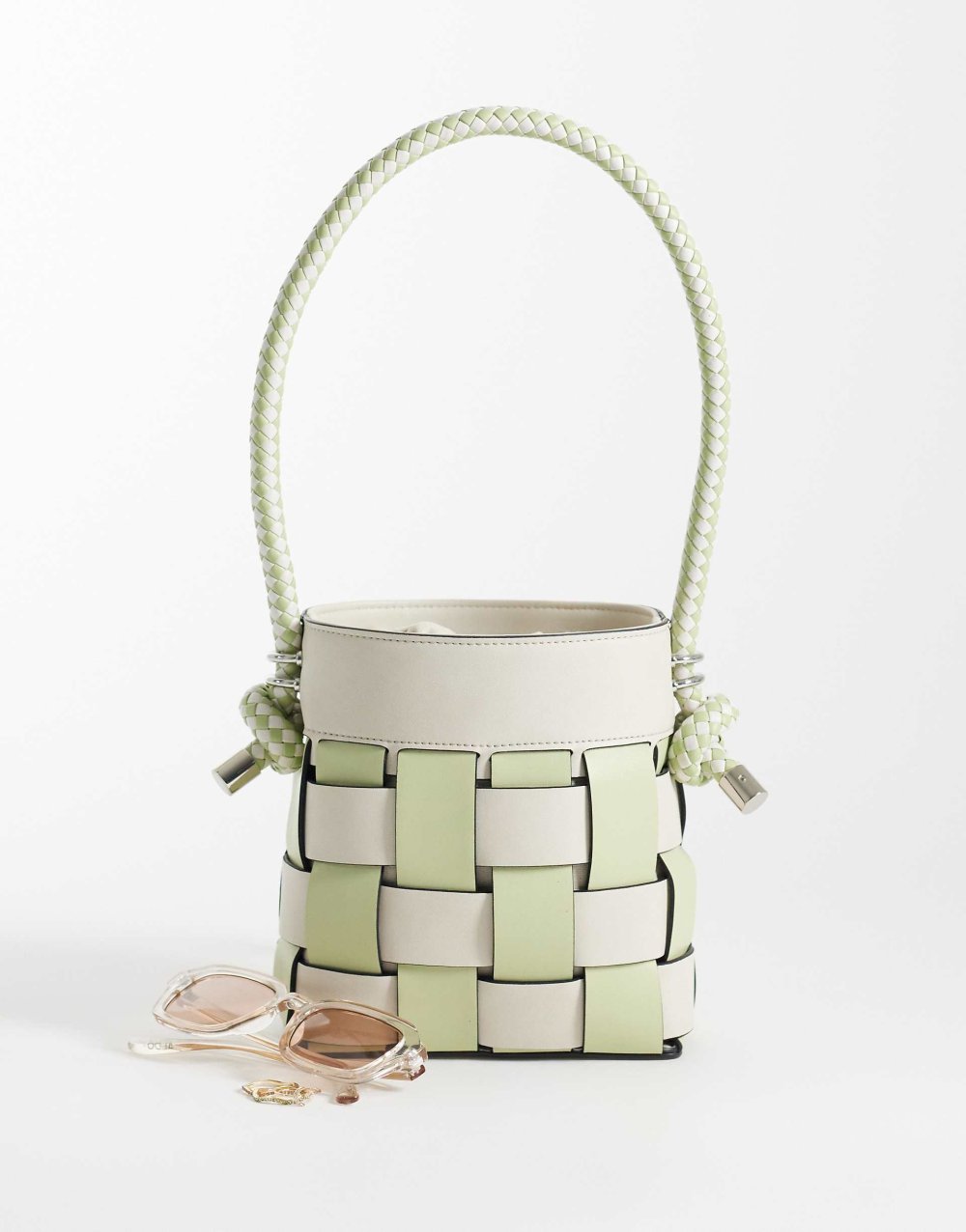 Sac seau mdfour b jouj alwan khder sauge