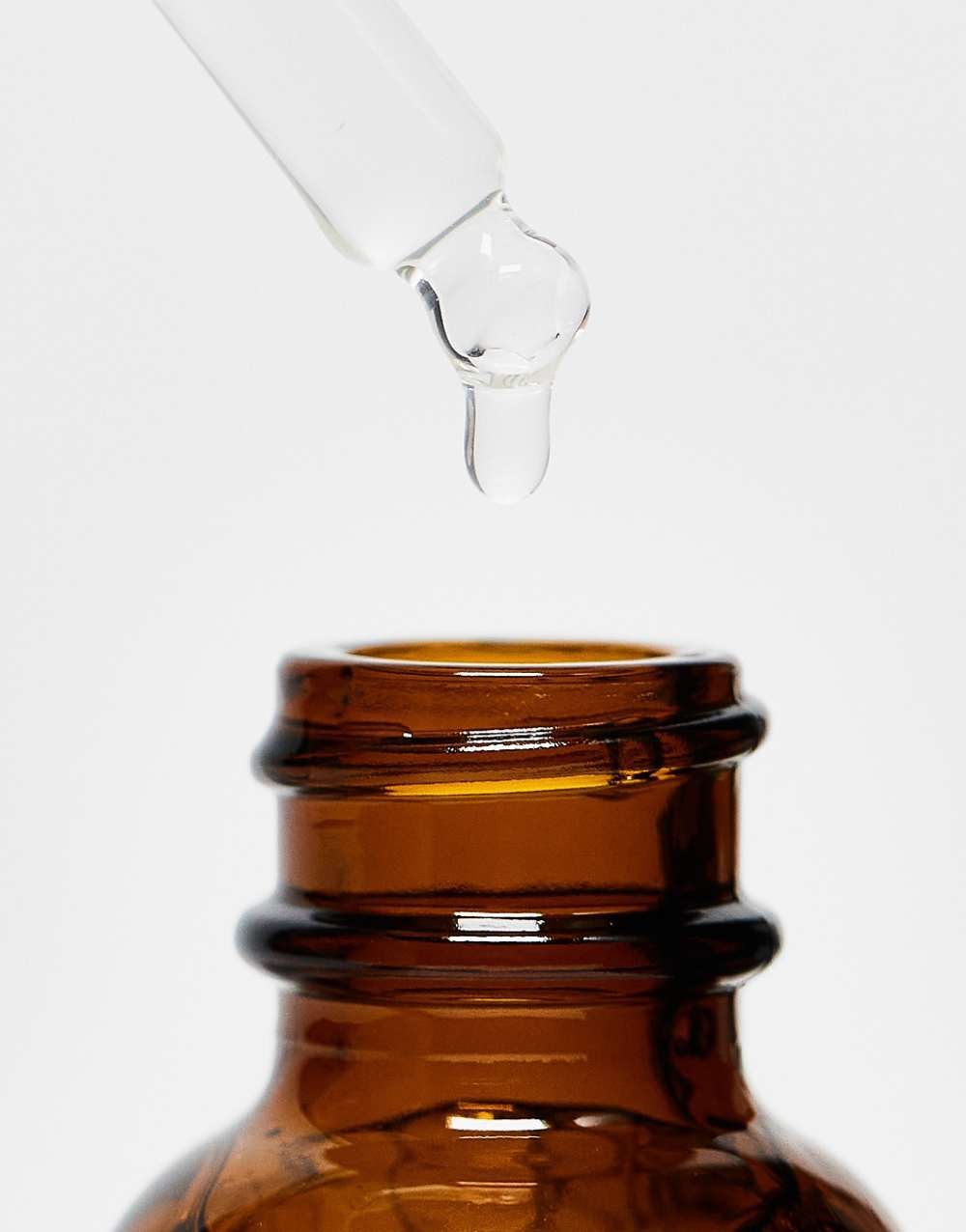 سيروم موازن ومنقٍّ للبشرة الدهنية - 30 ml